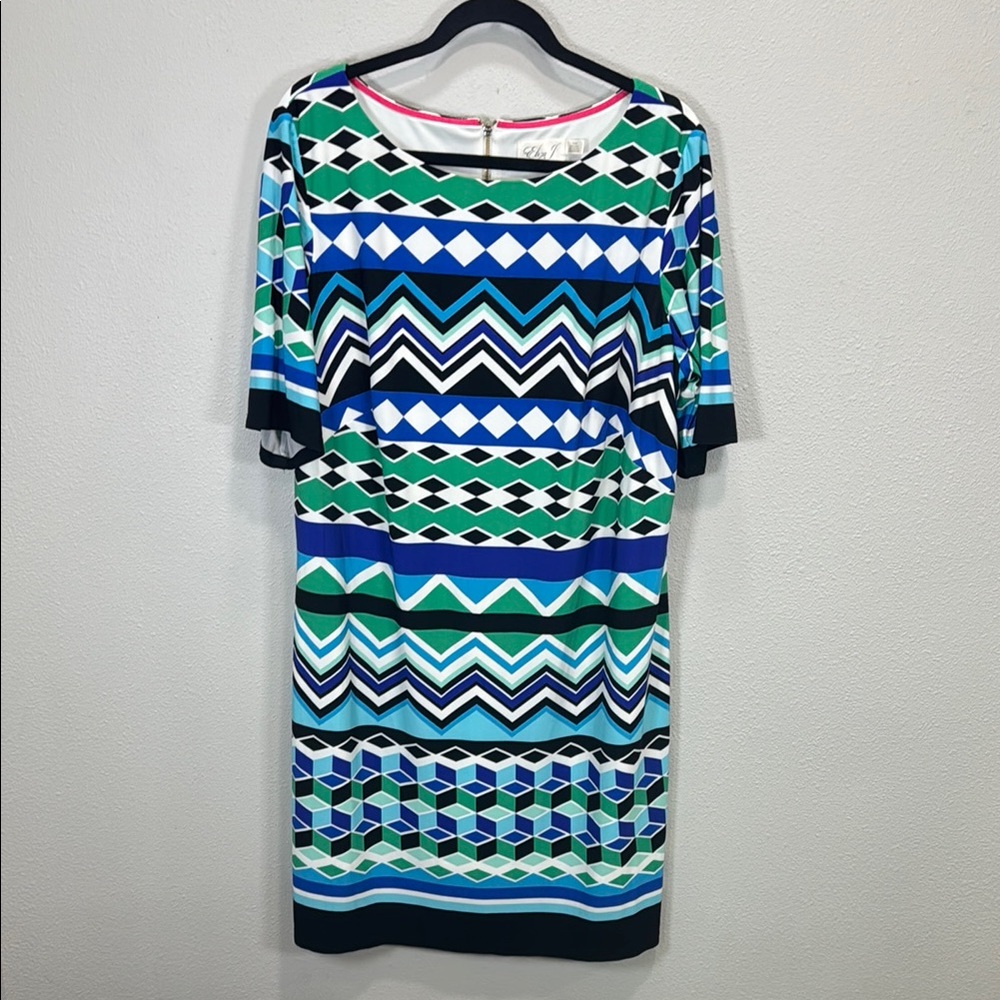 Eliza J Blue and Green Sheath Dress 1/2 Sleeve Crew Neck